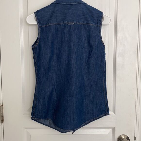 Brooks Brothers Sleeveless Denim Top Sz 0 - Picture 4 of 8